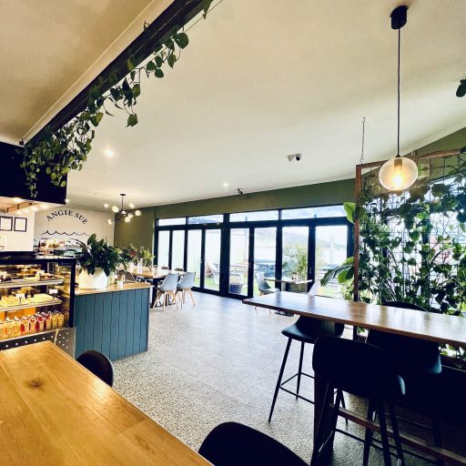 0fa622c5-0fb5-4b97-9382-0a8d6dde2776